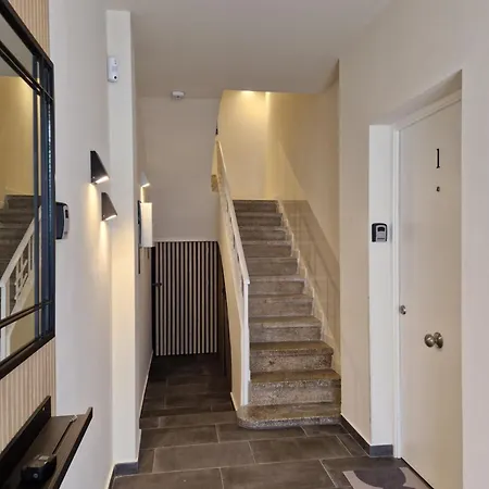 Virgen De Gracia Apartments Malaga Exterior photo
